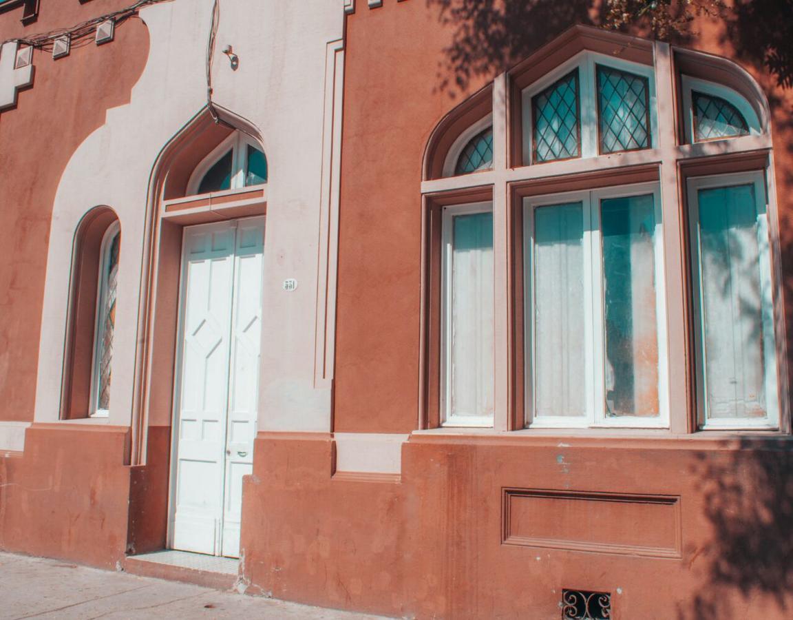 Hostal Chacabuco Santiago Exterior photo